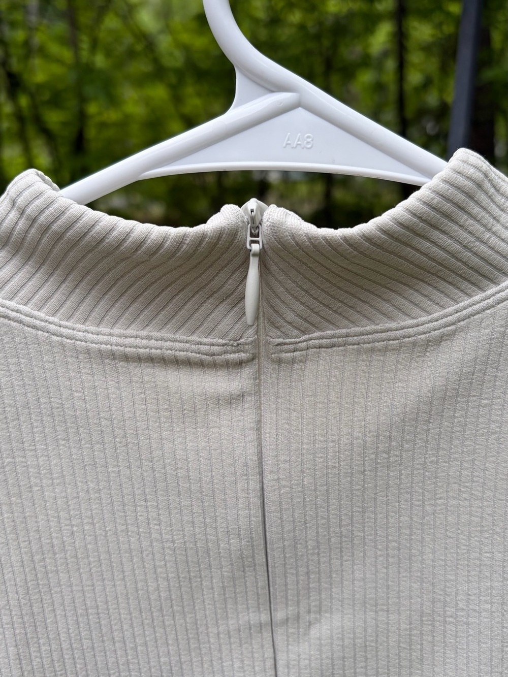 Lululemon Ribbed Softstreme Mockneck Cropped Tank Size Medium - Picture 7 of 9